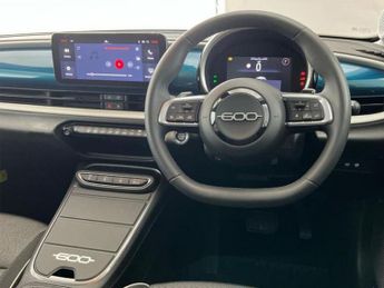 FIAT 600 1.2 MHEV SUV 5dr Petrol Hybrid e-DCT Euro 6 (s/s) (100 ps)