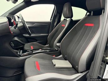 VAUXHALL MOKKA ELECTRIC 50kWh SRi Premium SUV 5dr Electric Auto (136 ps)