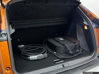 PEUGEOT E-2008 50kWh GT SUV 5dr Electric Auto (136 ps)