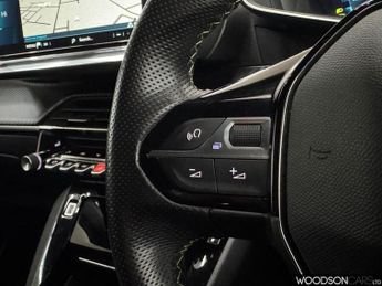 PEUGEOT E-2008 50kWh GT SUV 5dr Electric Auto (136 ps)