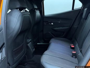 PEUGEOT E-2008 50kWh GT SUV 5dr Electric Auto (136 ps)