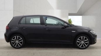 VOLKSWAGEN E-GOLF 35.8kWh e-Golf Hatchback 5dr Electric Auto (136 ps)