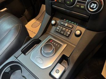 LAND ROVER DISCOVERY 4 3.0 SD V6 Graphite SUV 5dr Diesel Auto 4WD Euro 6 (s/s) (256 bhp