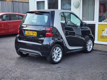 SMART FORTWO 1.0 MHD Passion Coupe 2dr Petrol SoftTouch Euro 5 (s/s) (71 bhp)
