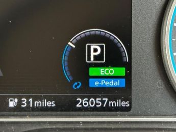 NISSAN LEAF 40kWh Acenta Hatchback 5dr Electric Auto (150 ps)