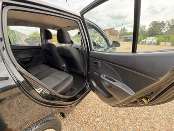 KIA PICANTO 1.1 Strike Hatchback 5dr Petrol Automatic (137 g/km, 64 bhp)