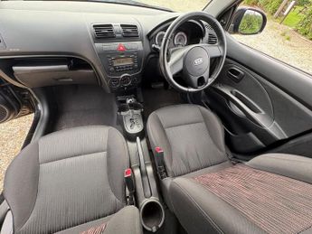 KIA PICANTO 1.1 Strike Hatchback 5dr Petrol Automatic (137 g/km, 64 bhp)