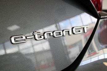 AUDI RS e-tron GT 93.4kWh Saloon 4dr Electric Auto quattro (598 ps)