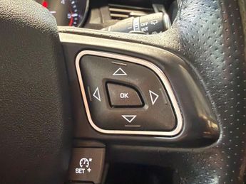 LAND ROVER RANGE ROVER EVOQUE 2.2 SD4 Dynamic SUV 5dr Diesel Auto 4WD Euro 5 (s/s) (190 ps)