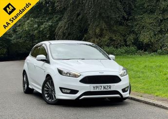 Ford Focus 1.5 TDCi ST-Line Hatchback 5dr Diesel Manual Euro 6 (s/s) (120 p