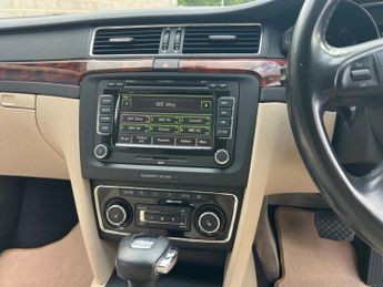 SKODA SUPERB 1.8 TSI Elegance Estate 5dr Petrol DSG Euro 5 (160 ps)