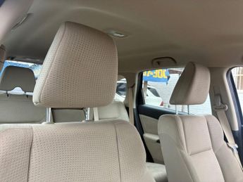 HONDA CR-V 2.0 i-VTEC SE SUV 5dr Petrol Auto 4WD Euro 5 (155 ps)
