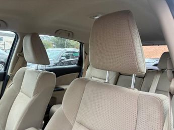 HONDA CR-V 2.0 i-VTEC SE SUV 5dr Petrol Auto 4WD Euro 5 (155 ps)