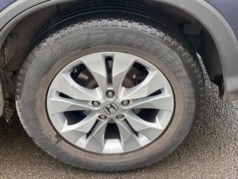HONDA CR-V 2.0 i-VTEC SE SUV 5dr Petrol Auto 4WD Euro 5 (155 ps)