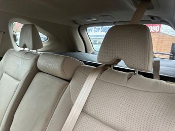 HONDA CR-V 2.0 i-VTEC SE SUV 5dr Petrol Auto 4WD Euro 5 (155 ps)