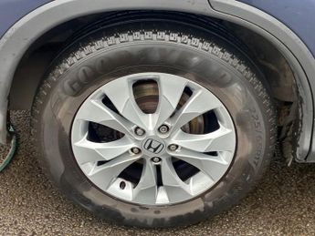 HONDA CR-V 2.0 i-VTEC SE SUV 5dr Petrol Auto 4WD Euro 5 (155 ps)