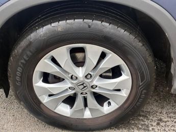HONDA CR-V 2.0 i-VTEC SE SUV 5dr Petrol Auto 4WD Euro 5 (155 ps)