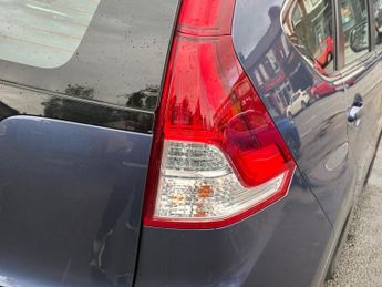 HONDA CR-V 2.0 i-VTEC SE SUV 5dr Petrol Auto 4WD Euro 5 (155 ps)