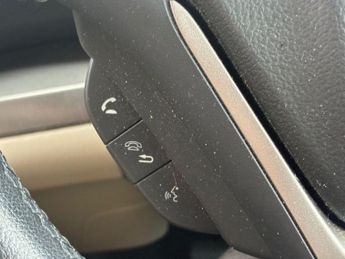 HONDA CR-V 2.0 i-VTEC SE SUV 5dr Petrol Auto 4WD Euro 5 (155 ps)