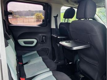 CITROEN BERLINGO 1.2 PureTech Feel XL MPV 5dr Petrol EAT Euro 6 (s/s) (130 ps).*5