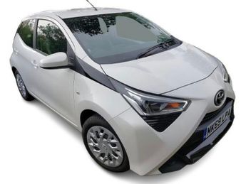 Toyota AYGO 1.0 VVT-i x-play Hatchback 5dr Petrol Manual Euro 6 (71 ps)