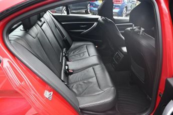 BMW 3 SERIES 2.0 320d M Sport Saloon 4dr Diesel Auto xDrive Euro 6 (s/s) (190
