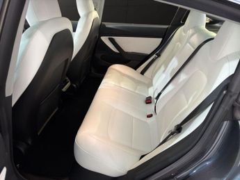 TESLA Model 3 (Dual Motor) Long Range Saloon 4dr Electric Auto 4WDE (346 ps)