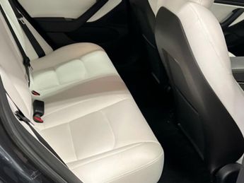 TESLA Model 3 (Dual Motor) Long Range Saloon 4dr Electric Auto 4WDE (346 ps)