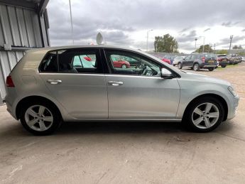 VOLKSWAGEN GOLF 1.6 TDI BlueMotion Tech Match Hatchback 5dr Diesel DSG Euro 5 (s