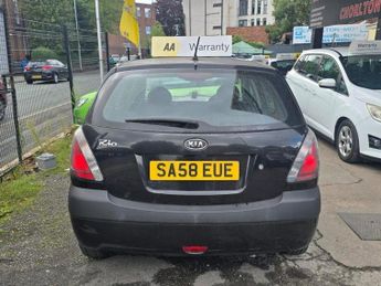 KIA RIO 1.4 Hatchback 5dr Petrol Manual (150 g/km, 95 bhp)