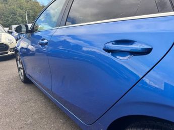 KIA CEED 1.4 T-GDi Blue Edition Hatchback 5dr Petrol DCT Euro 6 (s/s) (13