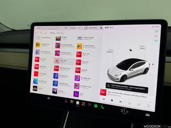 TESLA Model 3 Standard Range Plus Saloon 4dr Electric Auto RWD (241 bhp)