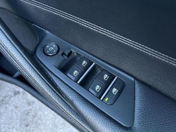 BMW 5 SERIES 3.0 530d M Sport Saloon 4dr Diesel Auto xDrive Euro 6 (s/s) (265