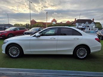 MERCEDES-BENZ C CLASS 2.1 C220d SE Saloon 4dr Diesel AUTOMATIC + Euro 6 (s/s) (170 ps)