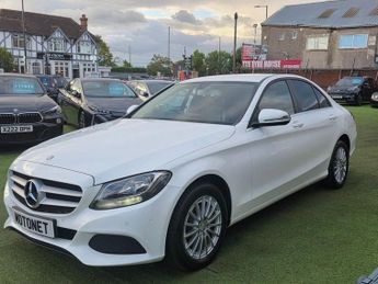 MERCEDES-BENZ C CLASS 2.1 C220d SE Saloon 4dr Diesel AUTOMATIC + Euro 6 (s/s) (170 ps)