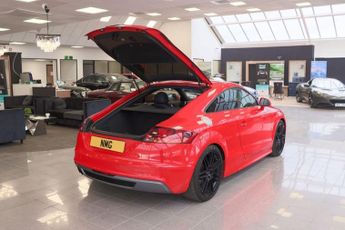 AUDI TT 2.0 TDI Black Edition Coupe 3dr Diesel S Tronic quattro Euro 5 (