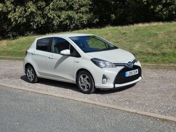 Toyota Yaris 1.5 VVT-h Icon Hatchback 5dr Petrol Hybrid E-CVT Euro 6 (Safety 