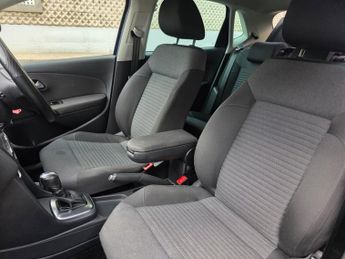 VOLKSWAGEN POLO 1.4 Match Edition Hatchback 5dr Petrol DSG Euro 5 (85 ps)