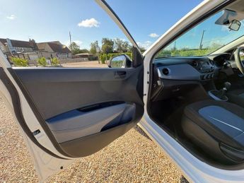 HYUNDAI I10 1.0 SE Hatchback 5dr Petrol Manual Euro 5 (66 ps)