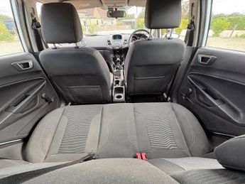 FORD FIESTA 1.0T EcoBoost Zetec Hatchback 5dr Petrol Manual Euro 6 (s/s) (10