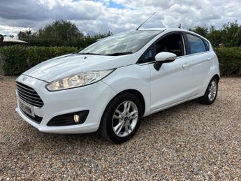 FORD FIESTA 1.0T EcoBoost Zetec Hatchback 5dr Petrol Manual Euro 6 (s/s) (10
