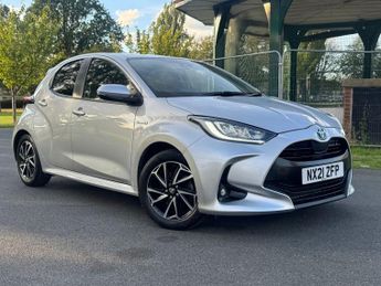 Toyota Yaris 1.5 VVT-h Design Hatchback 5dr Petrol Hybrid E-CVT Euro 6 (s/s) 