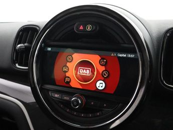 MINI COUNTRYMAN 1.5 7.6kWh Cooper SE SUV 5dr Petrol Plug-in Hybrid Auto ALL4 Eur