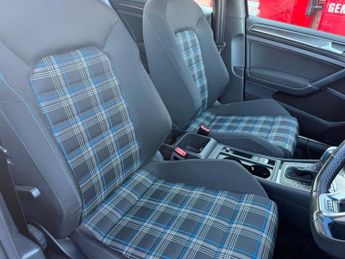 VOLKSWAGEN GOLF 1.4 TSI 8.7kWh GTE Hatchback 5dr Petrol Plug-in Hybrid DSG Euro 