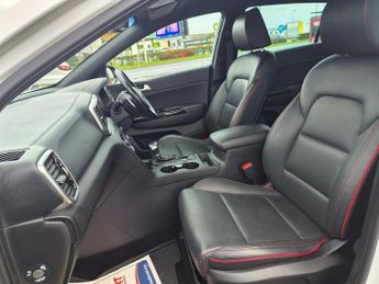 KIA SPORTAGE 1.6 CRDi GT-Line SUV 5dr Diesel DCT AWD Euro 6 (s/s) (134 bhp)