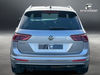 VOLKSWAGEN TIGUAN 2.0 TDI BlueMotion Tech R-Line SUV 5dr Diesel DSG Euro 6 (s/s) (