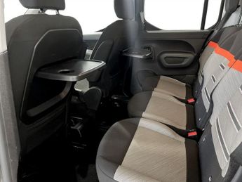 CITROEN E-BERLINGO 50kWh Flair XTR M MPV 5dr Electric Auto (7.4kW Charger) (136 ps)