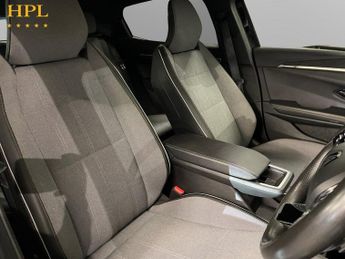 RENAULT MEGANE E-TECH 60kWh techno+ Hatchback 5dr Electric Auto (optimum charge) (220 