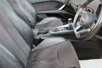 AUDI TT 2.0 TDI ultra Sport Roadster 2dr Diesel Manual Euro 6 (s/s) (184