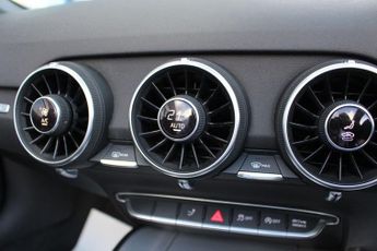 AUDI TT 2.0 TDI ultra Sport Roadster 2dr Diesel Manual Euro 6 (s/s) (184